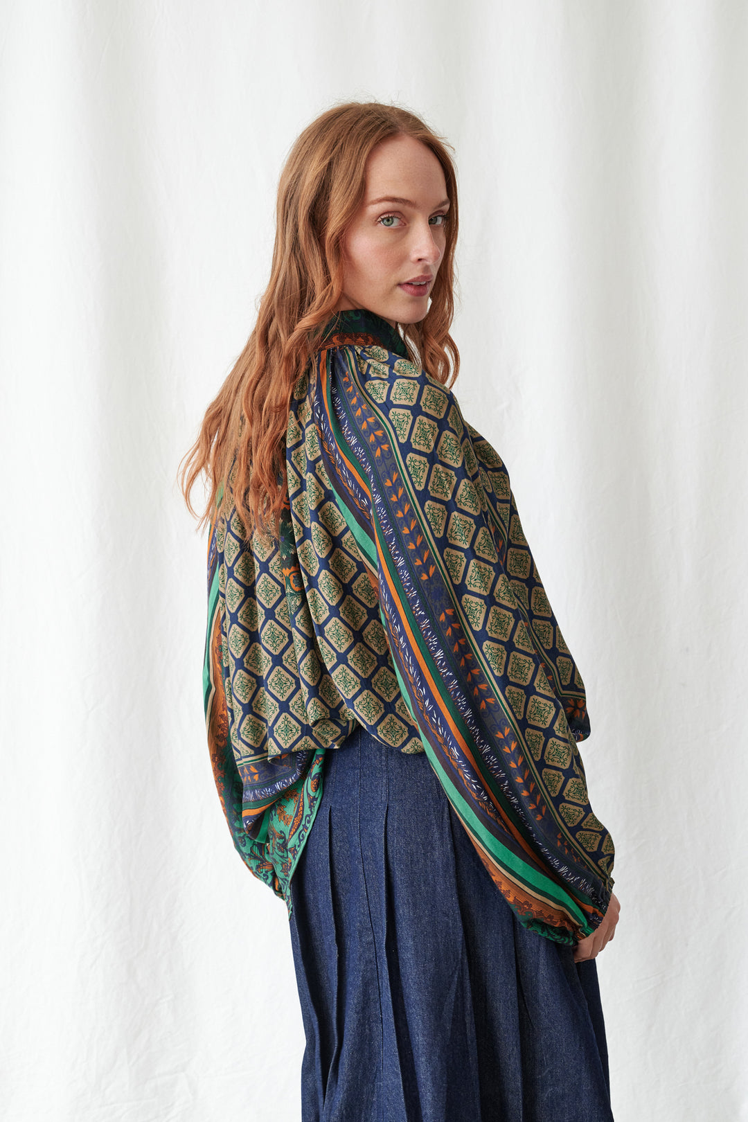 One Hundred Stars Amulet Emerald Pussybow Blouse
