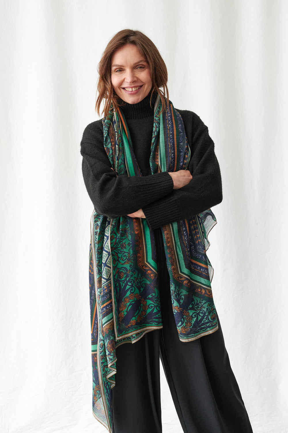 One Hundred Stars Amulet Emerald Scarf