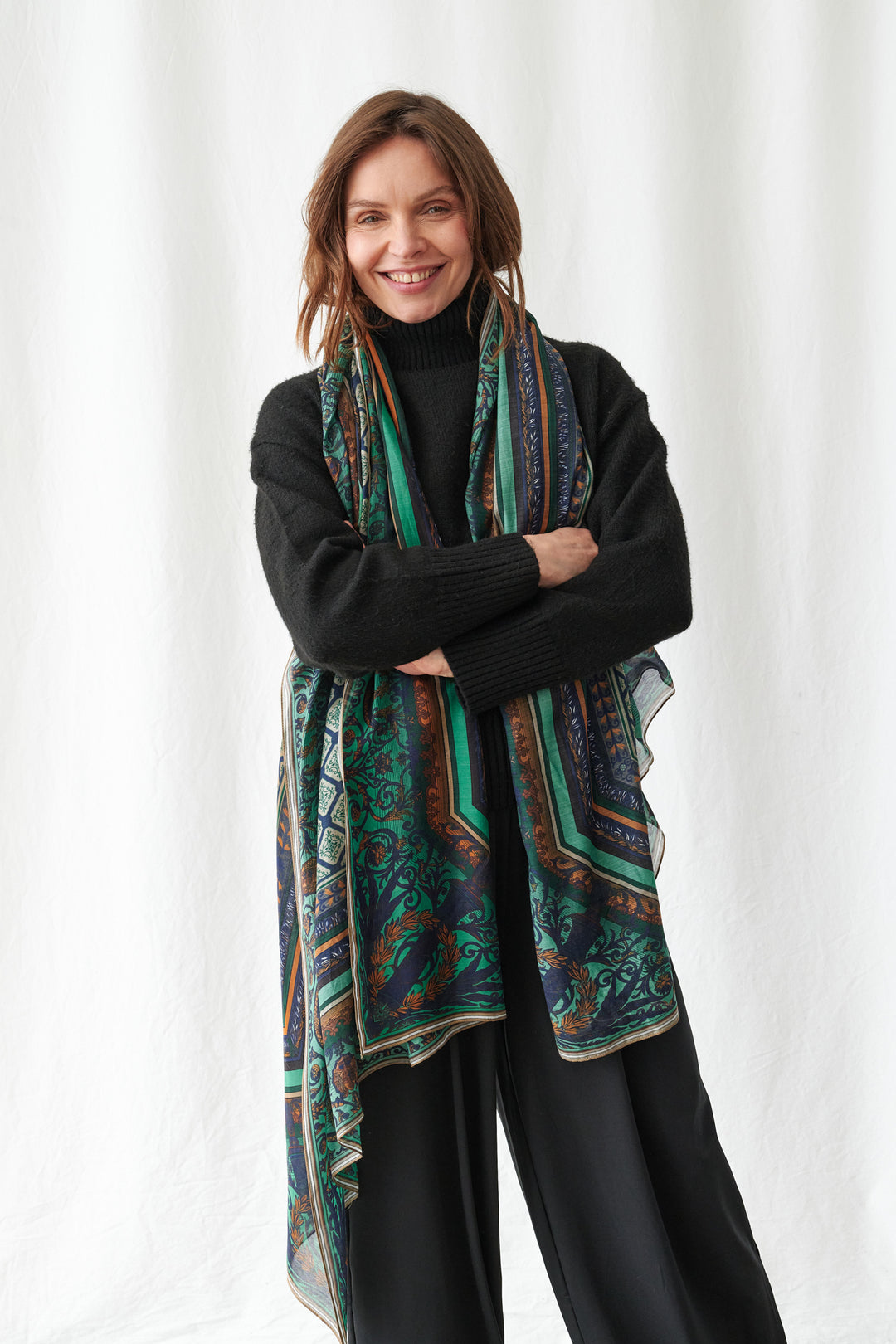 One Hundred Stars Amulet Emerald Scarf