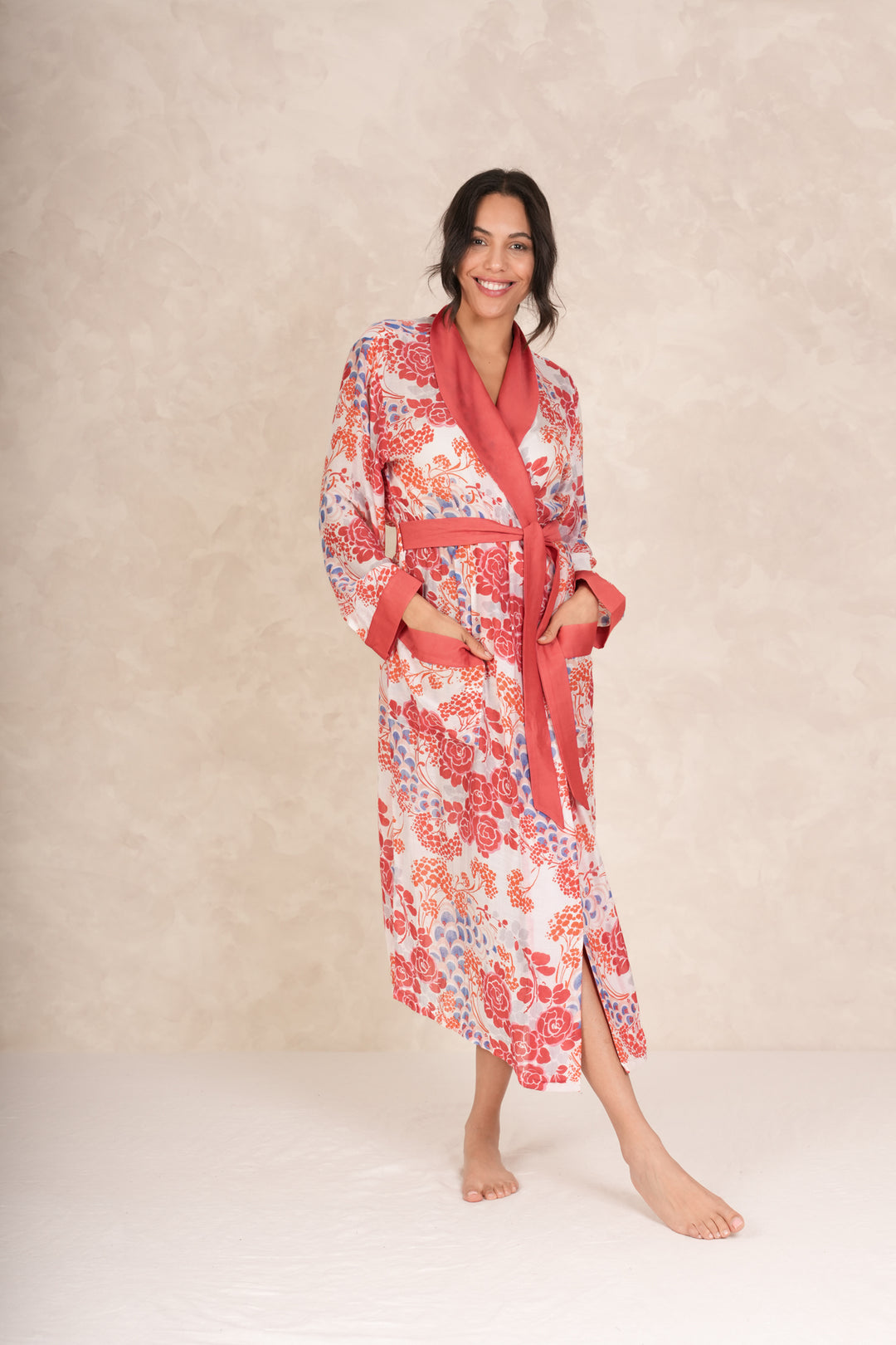 Robe écarlate à confettis