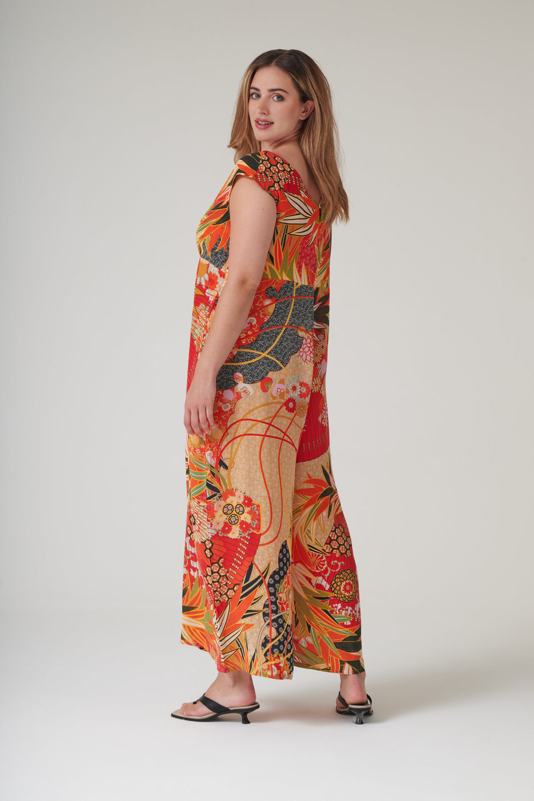 Mono escarlata de Fans