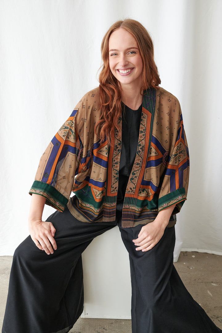 One Hundred Stars Fleur De Lys Sand Kimono