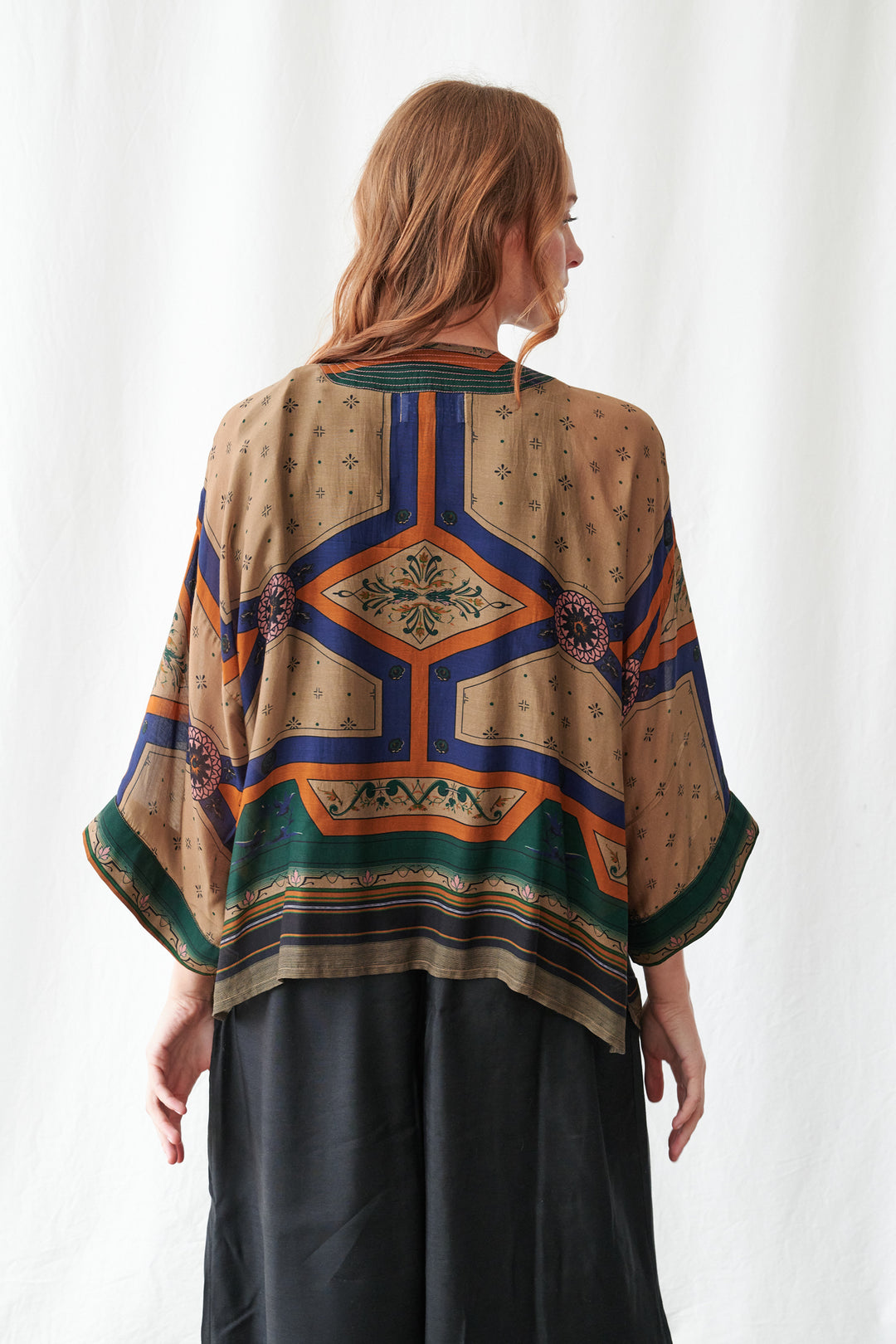 One Hundred Stars Fleur De Lys Sand Kimono