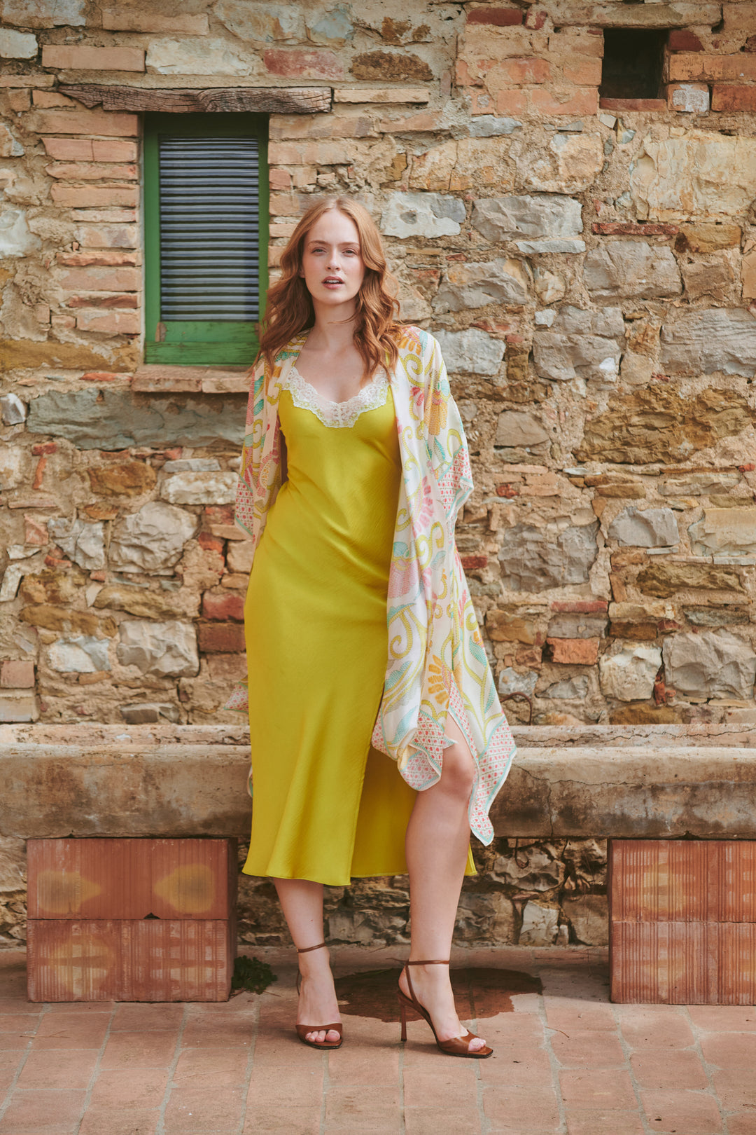 Giant Kantha Lime Throwover