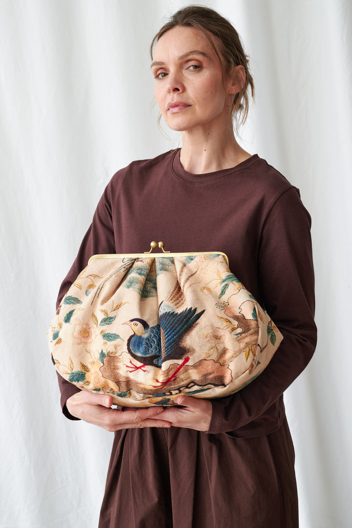 Hummingbird Nude Kiss Lock Bag