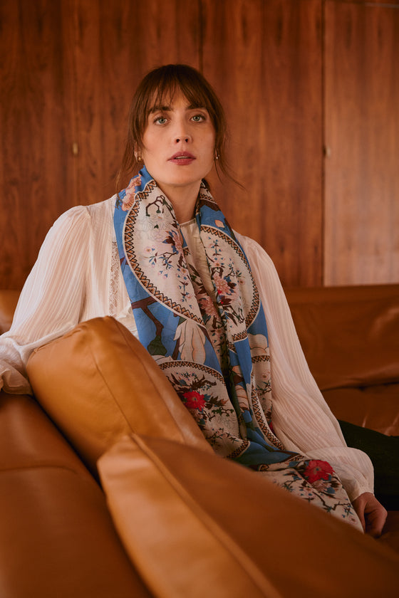 Magnolia Plates Blue Scarf