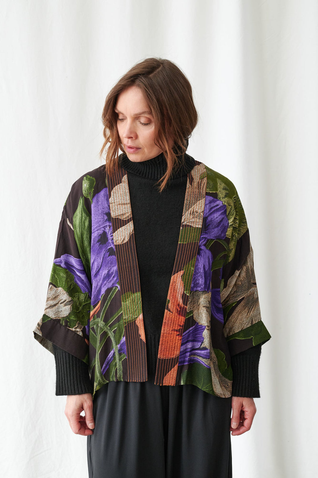 One Hundred Stars Nasturtium Black Kimono