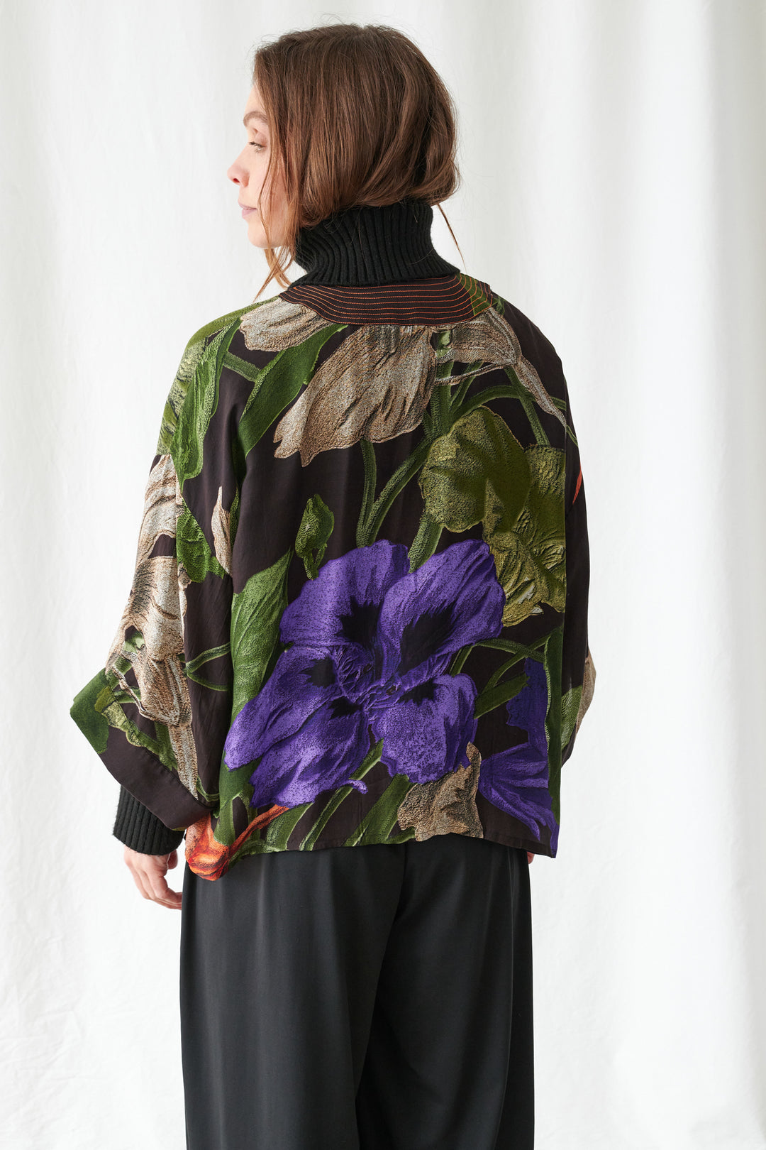 One Hundred Stars Nasturtium Black Kimono