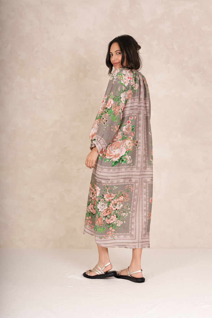 Robe raglan beige rose fluo