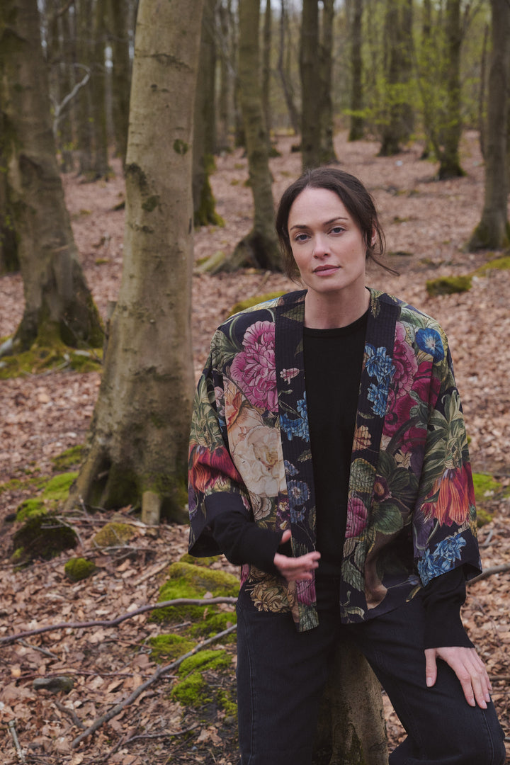 Primula Black Wool Kimono