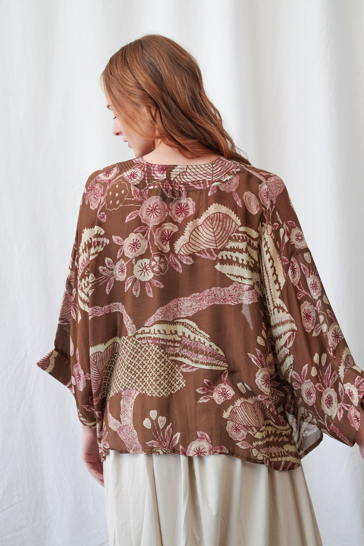 One Hundred Stars Rosa Brown Kimono