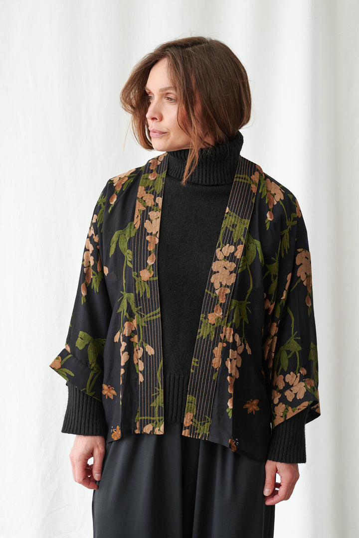 One Hundred Stars Wisteria Black Kimono