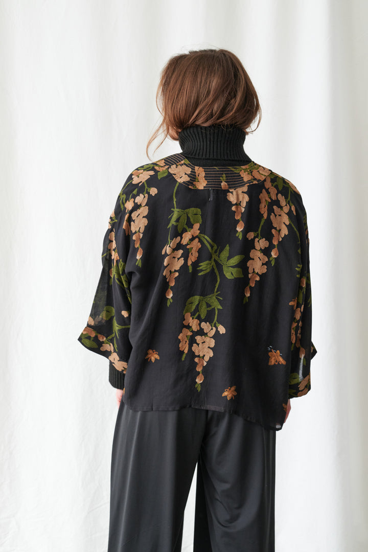 One Hundred Stars Wisteria Black Kimono